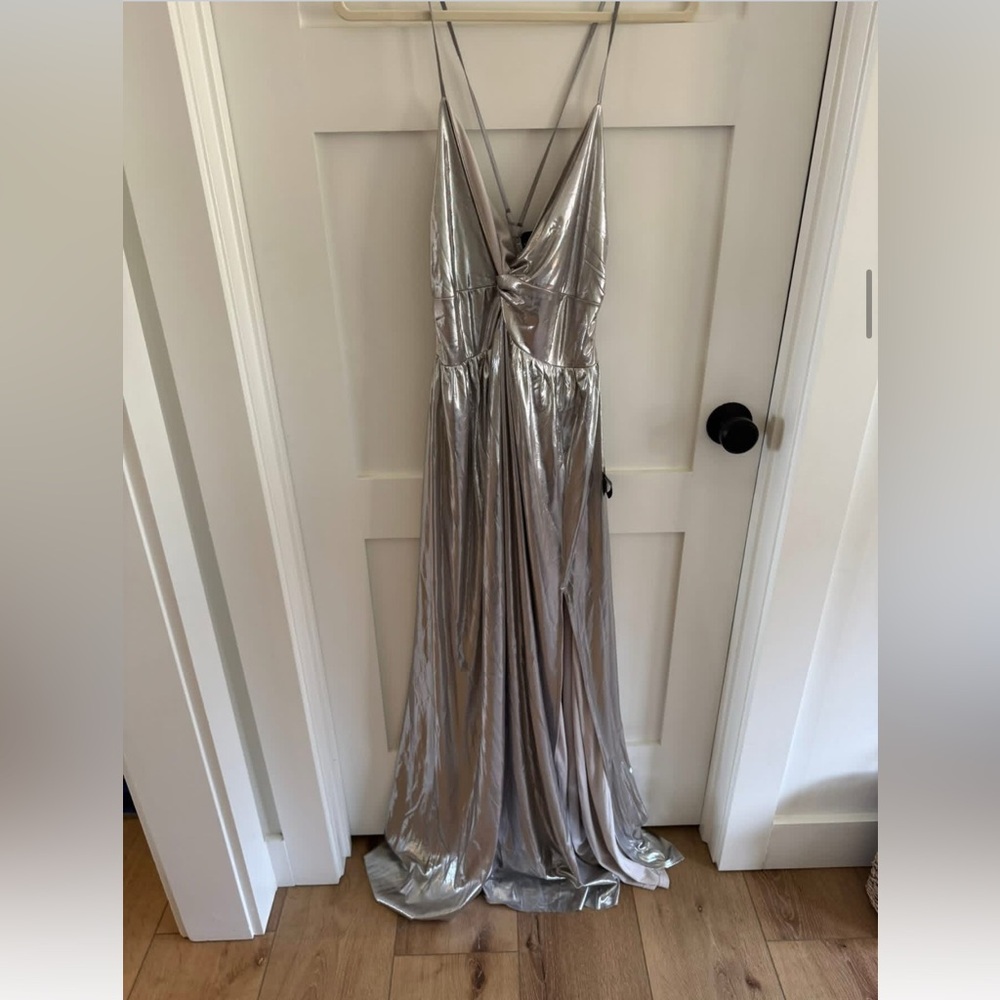 Lulu’s Silver Gown